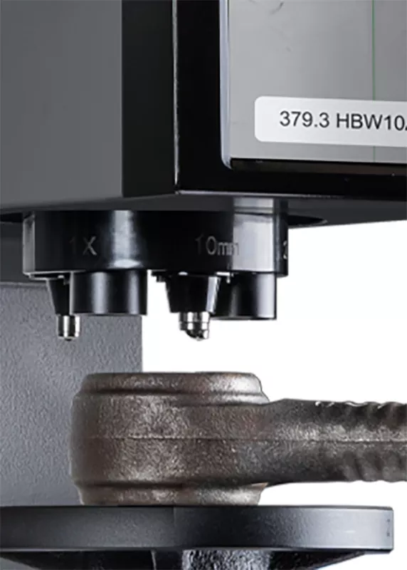 Automatyczny twardościomierz ATI B3000 do pomiaru twardości metodą Brinella