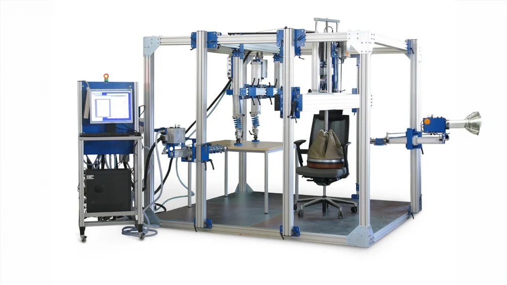 Wieloosiowe stanowisko do badania mebli Calmar Pro.2 – tester upadku i&nbsp;testy wytrzymałościowe