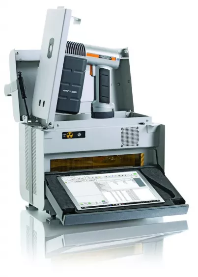 Stanowisko pomiarowe FISCHERSCOPE XAN500 FISCHER z&nbsp;oprogramowaniem do analizy powłok