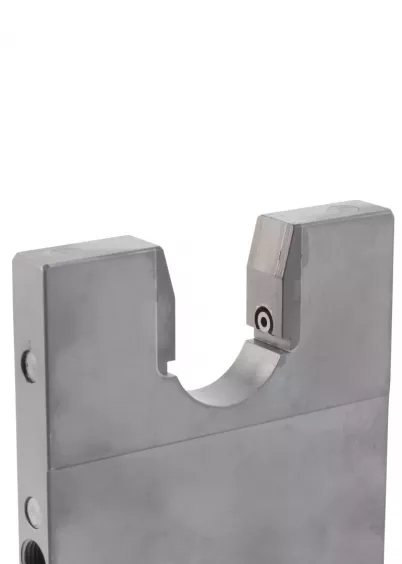 Zbliżenie na szczęki pomiarowe systemu Gageline AG300