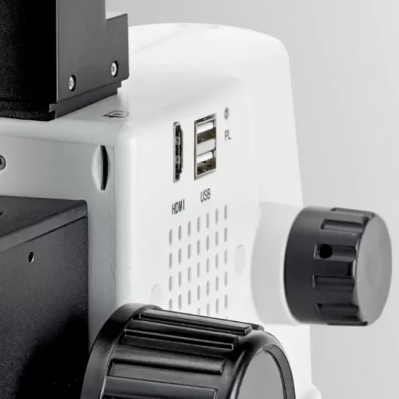 Złącza USB i&nbsp;HDMI w&nbsp;mikroskopie wideo Kern OIV-345