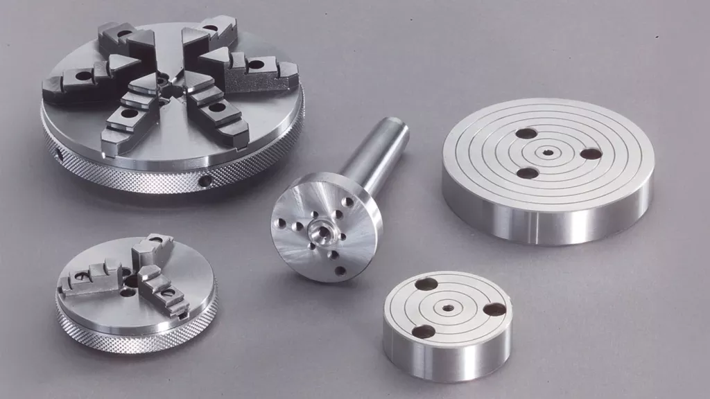 Różne typy uchwytów tokarskich stosowanych w systemach pomiarowych Opticline