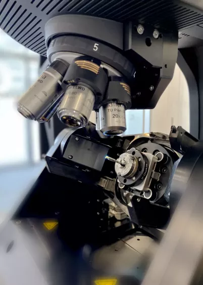 Uchwyt Real3DUnit do skanowania detalu z&nbsp;wielu perspektyw w&nbsp;systemie InfiniteFocus G6