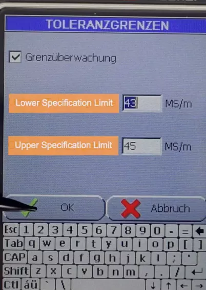 Panel ustawień granic tolerancji w&nbsp;przyrządzie Fischer Sigmascope