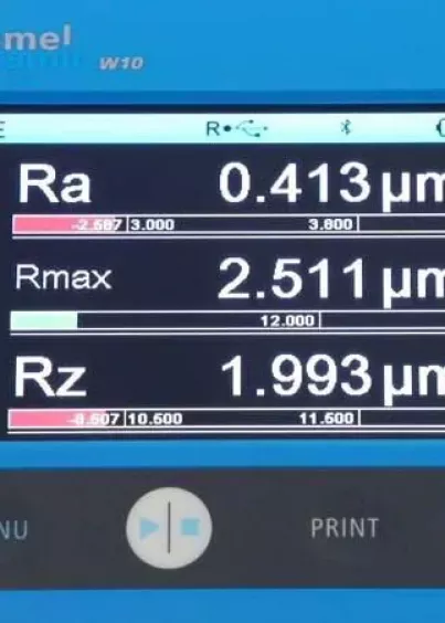 Ekran profilometru Hommel Etamic W10 z&nbsp;wynikami pomiaru