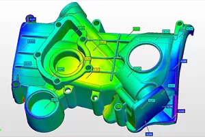 Kolorowa mapa odchylek części (porównanie skanu 3D z&nbsp;modelem CAD w&nbsp;PolyWorks Inspector)