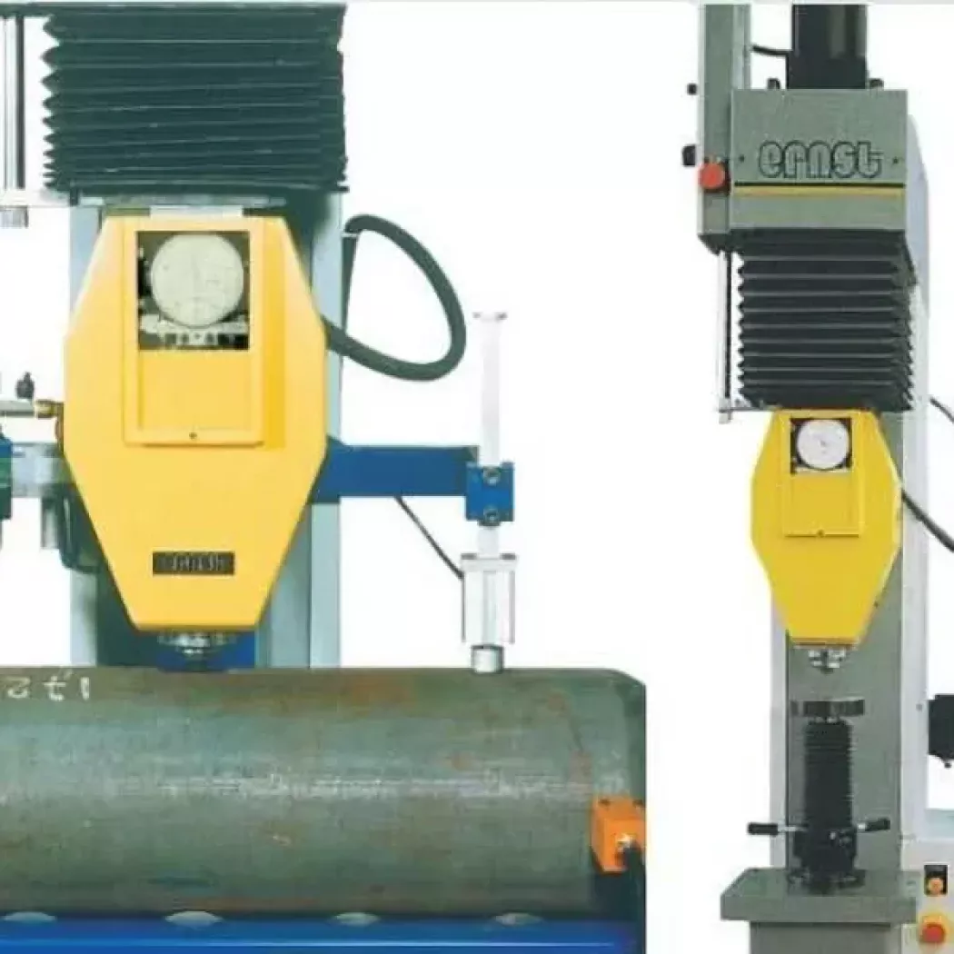 Twardościomierz Ernst – automatyczny pomiar twardości na zbiorniku cylindrycznym