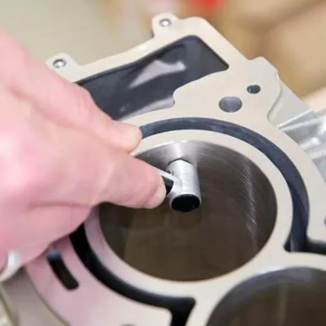 Pomiar grubości powłoki NIKASIL w&nbsp;cylindrze – kontrola jakości powłok