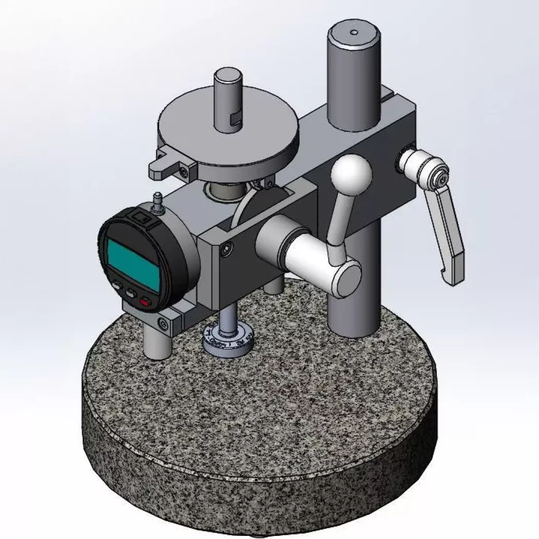 Grubościomierz HTG-13 z&nbsp;podstawą granitową – cyfrowy przyrząd do pomiaru grubości tkanin ITA Polska