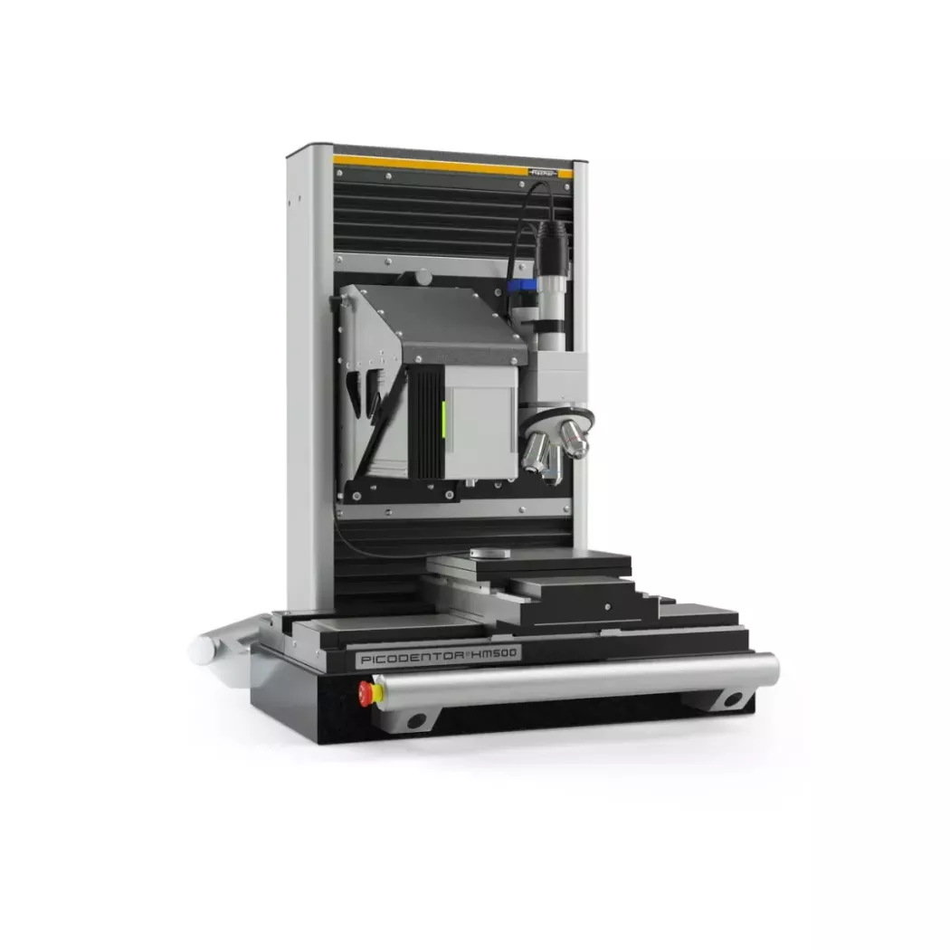 Widok urządzenia PICODENTOR HM500 – nanotwardościomierz do pomiarów twardości