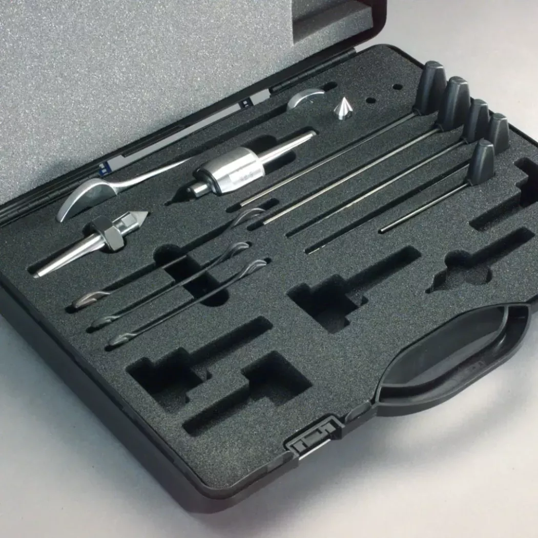 Walizka z&nbsp;akcesoriami do systemu pomiarowego Opticline – zestaw standardowy