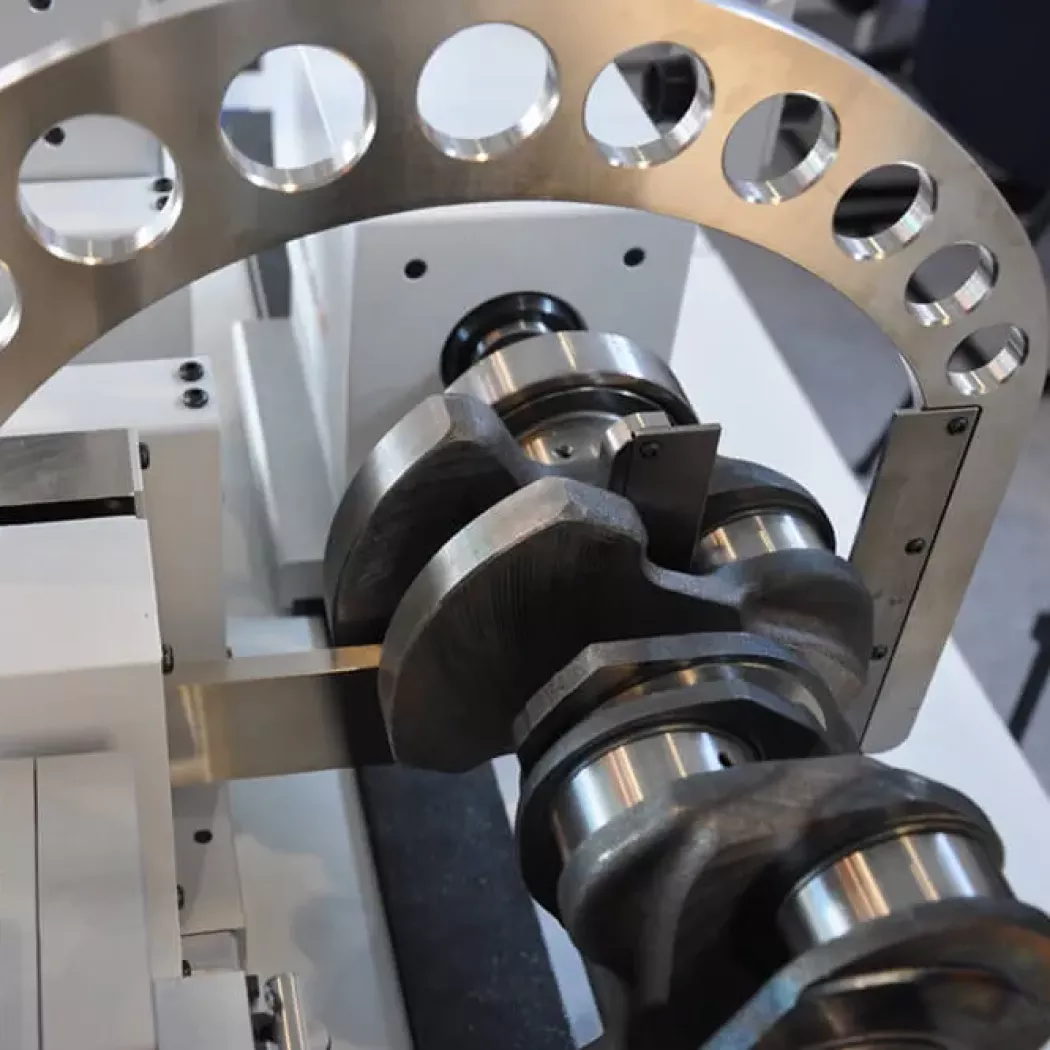 Sonda stykowa mierząca średnicę czopa wału korbowego w&nbsp;systemie Premion M