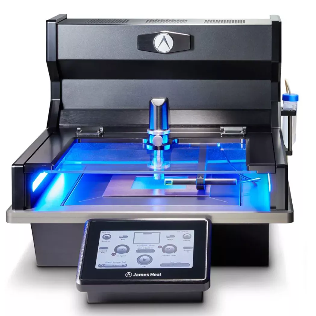 Widok urządzenia ProDry z&nbsp;komorą testową i&nbsp;zewnętrznym panelem sterowania