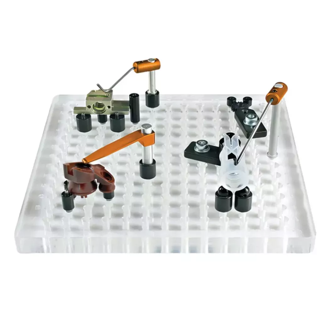 Płyta montażowa akrylowa Renishaw z&nbsp;zestawem elementów mocujących