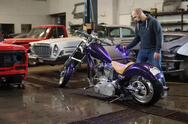 Skanowanie 3D motocykla skanerem Creaform HandySCAN BLACK Elite.